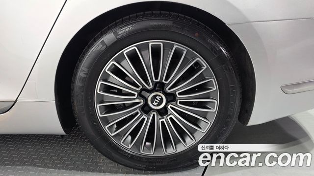 Kia K9 2013 — photo 7