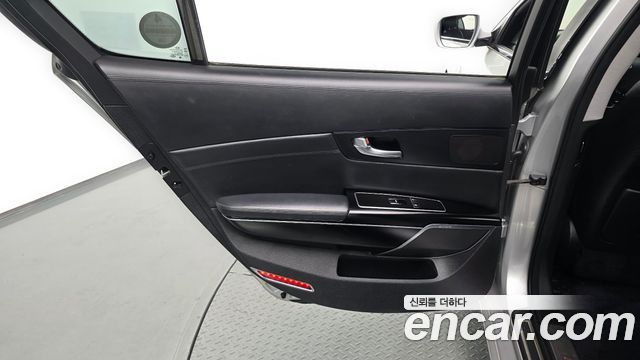 Kia K9 2013 — photo 15