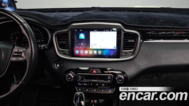Kia Sorento 2018 — photo 24