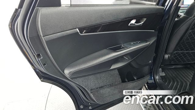 Kia Sorento 2018 — photo 15