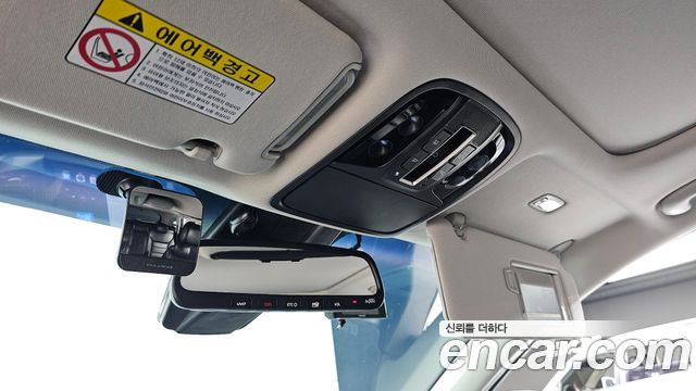 Kia Sorento 2018 — photo 29