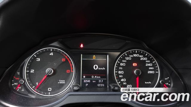 Audi Q5 2016 — photo 8