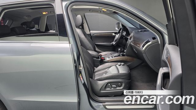 Audi Q5 2016 — photo 11
