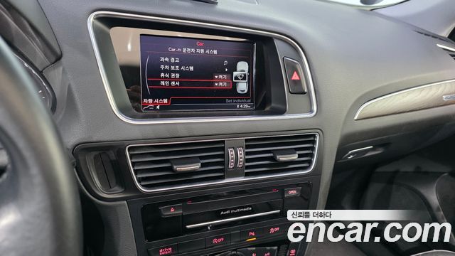Audi Q5 2016 — photo 15