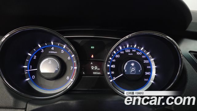 Hyundai Sonata 2013 — photo 8