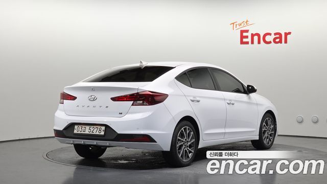 Hyundai AVANTE 2019 — photo 2