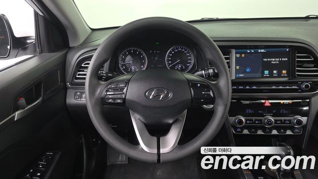 Hyundai AVANTE 2019 — photo 20