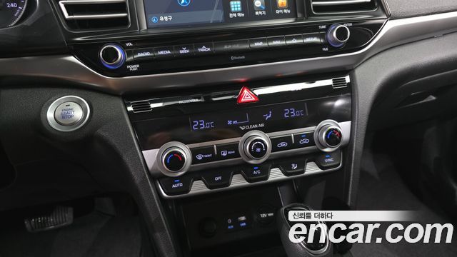 Hyundai AVANTE 2019 — photo 23