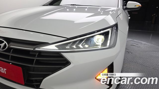 Hyundai AVANTE 2019 — photo 8