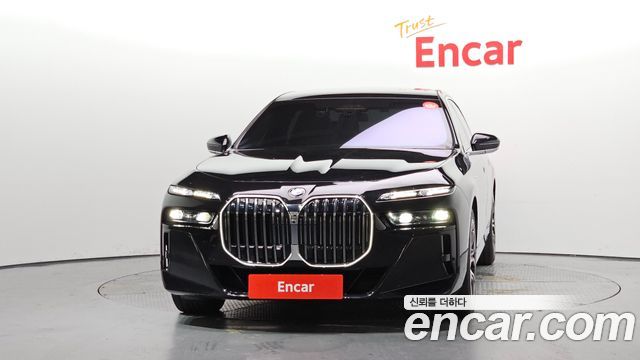 BMW 7-Series 2024 — photo 3