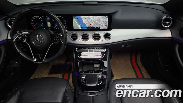Mercedes-Benz E-Class 2021 — photo 10
