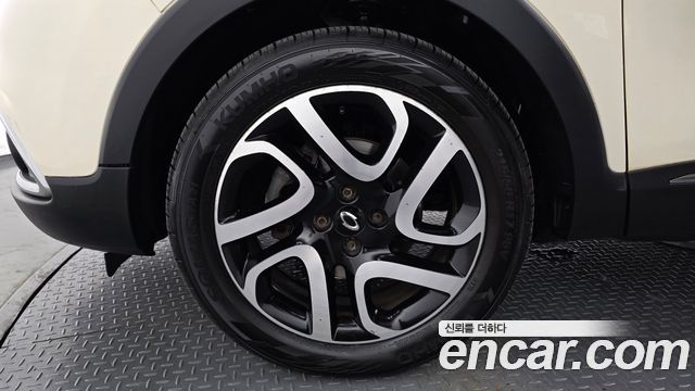 Renault Korea QM3 2014 — photo 5