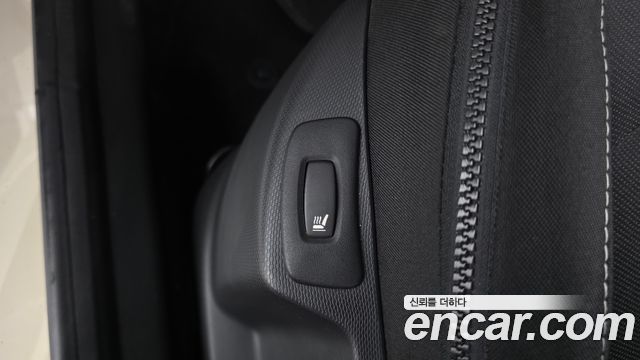 Renault Korea QM3 2014 — photo 15