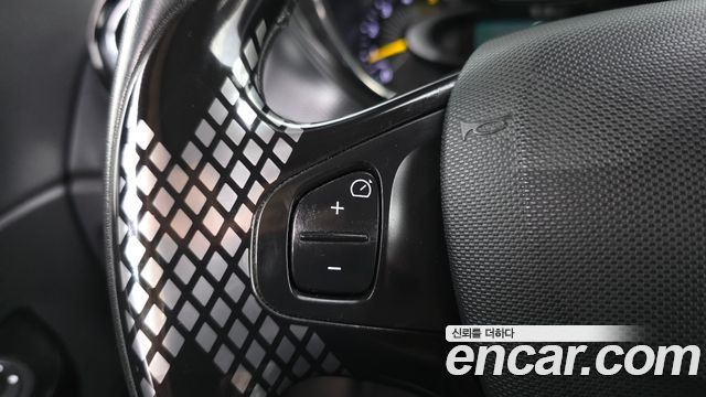 Renault Korea QM3 2014 — photo 17