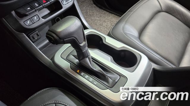 Chevrolet Korea Colorado 2021 — photo 12