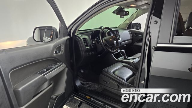 Chevrolet Korea Colorado 2021 — photo 13