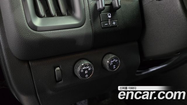 Chevrolet Korea Colorado 2021 — photo 25
