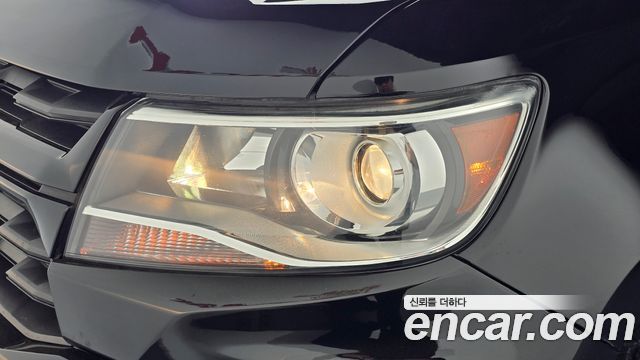 Chevrolet Korea Colorado 2021 — photo 8
