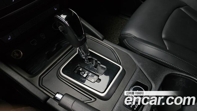 KG Mobility Rexton 2019 — photo 12