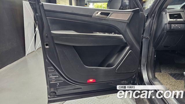 KG Mobility Rexton 2019 — photo 14