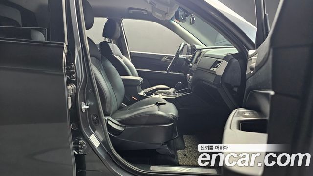 KG Mobility Rexton 2019 — photo 16