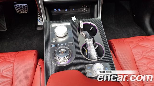Genesis GV80 2025 — photo 12