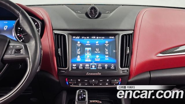 Maserati Levante 2019 — photo 20
