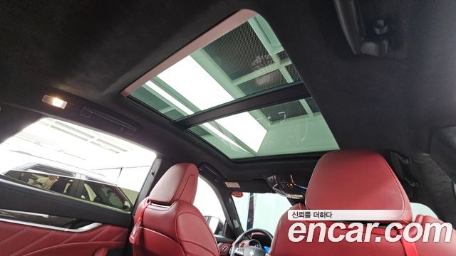 Maserati Levante 2019 — photo 23