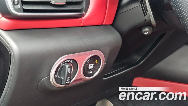 Maserati Levante 2019 — photo 34