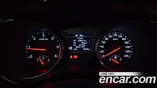 Kia Canival 2019 — photo 8
