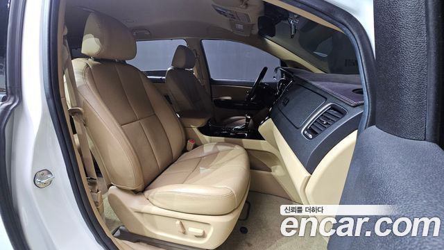 Kia Canival 2019 — photo 19