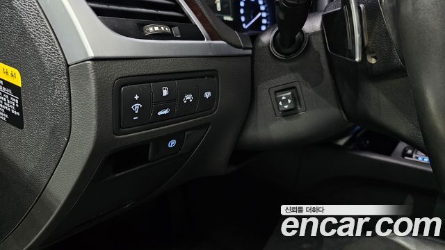 Hyundai Genesis 2016 — photo 16