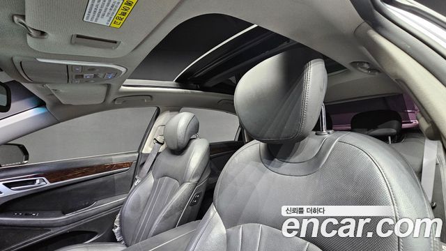 Hyundai Genesis 2016 — photo 19