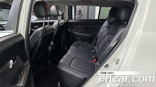 Kia Sportage 2012 — photo 18