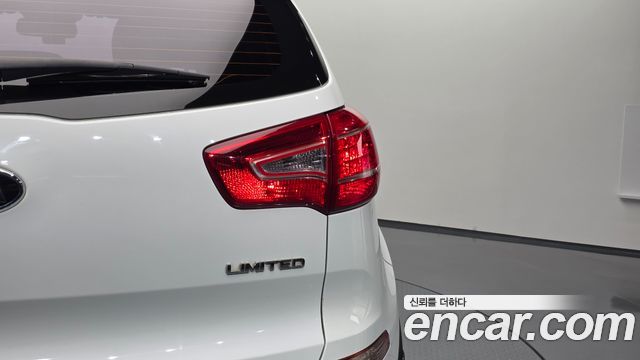 Kia Sportage 2012 — photo 9