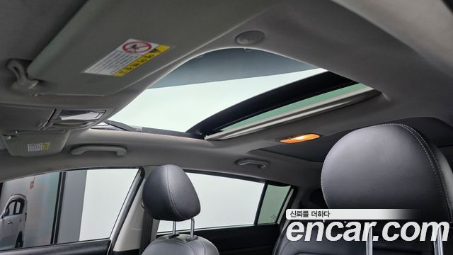 Kia Sportage 2012 — photo 33