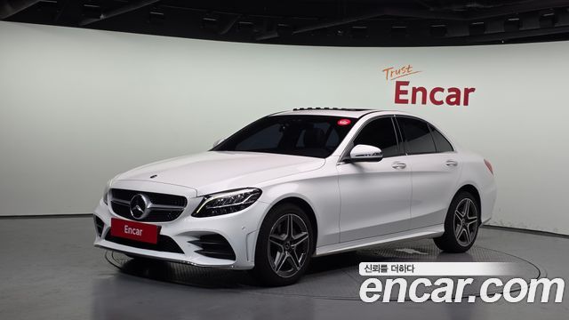 Mercedes-Benz C-Class 2019 — photo 1