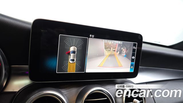 Mercedes-Benz C-Class 2019 — photo 20