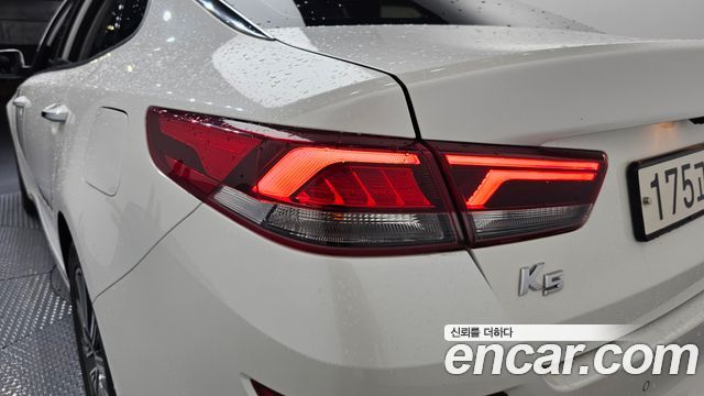 Kia K5 2020 — photo 9