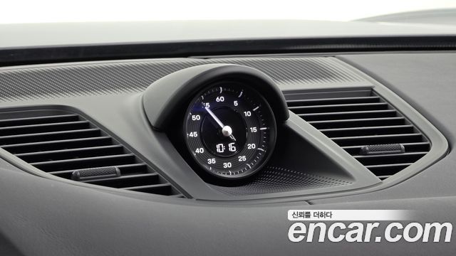 Porsche Panamera 2024 — photo 37