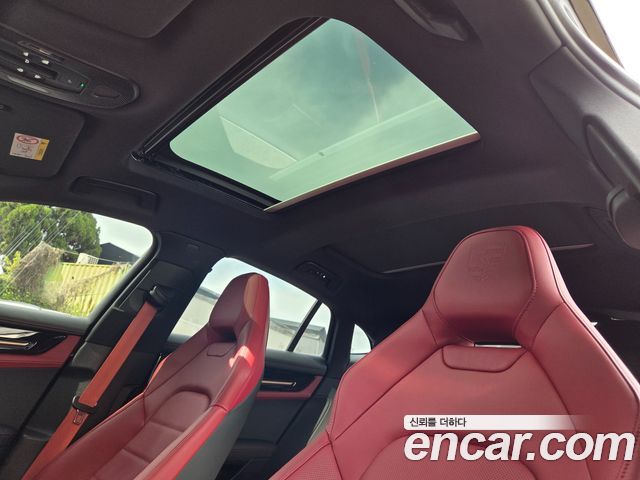 Porsche Panamera 2024 — photo 44