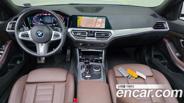 BMW 3-Series 2022 — photo 10