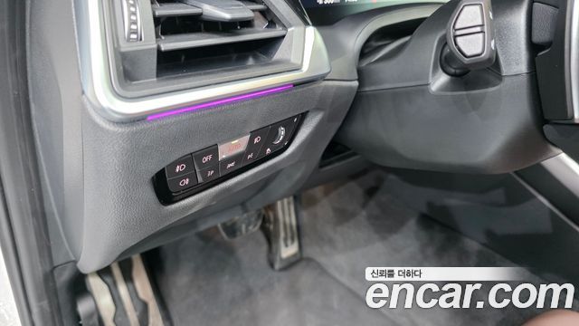 BMW 3-Series 2022 — photo 24
