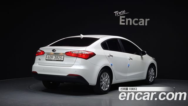 Kia K3 2015 — photo 2