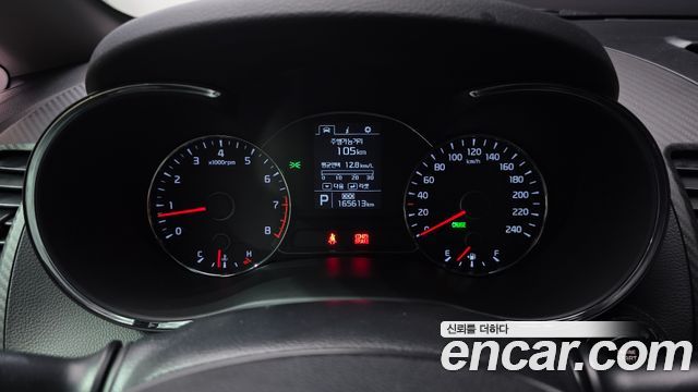 Kia K3 2015 — photo 8