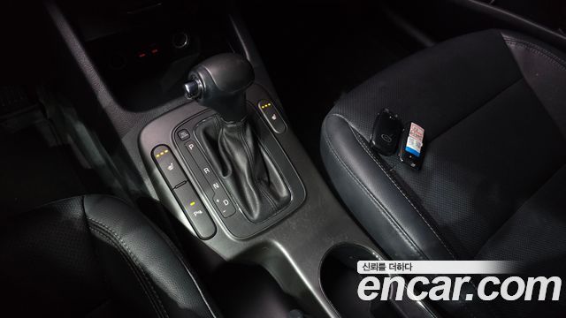Kia K3 2015 — photo 9