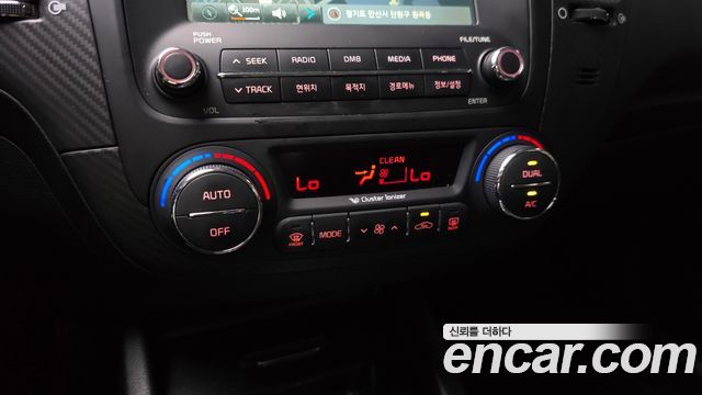 Kia K3 2015 — photo 18