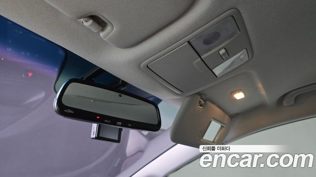 Kia K3 2015 — photo 19