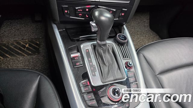 Audi Q5 2012 — photo 9