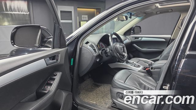 Audi Q5 2012 — photo 10